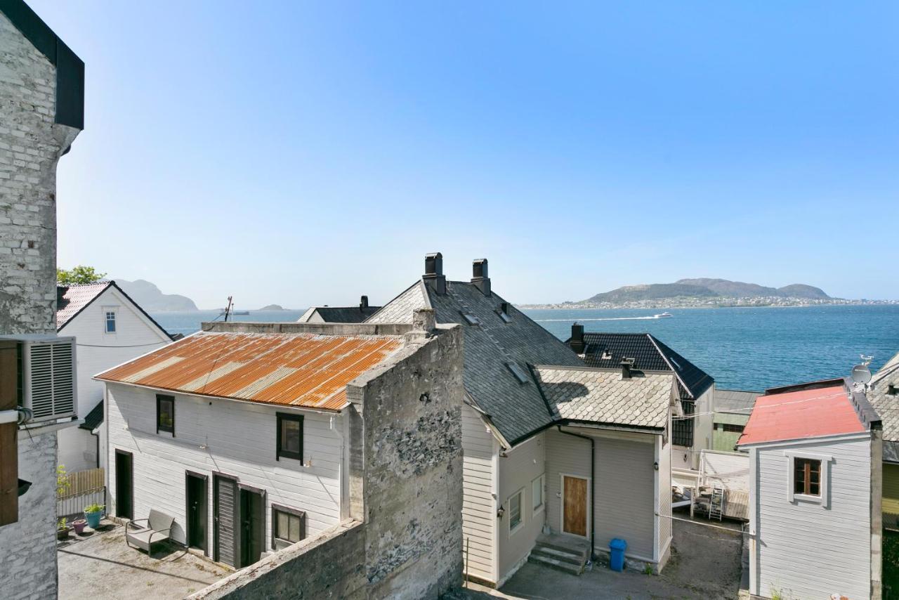 Sentrum Leilighet Ålesund Zewnętrze zdjęcie